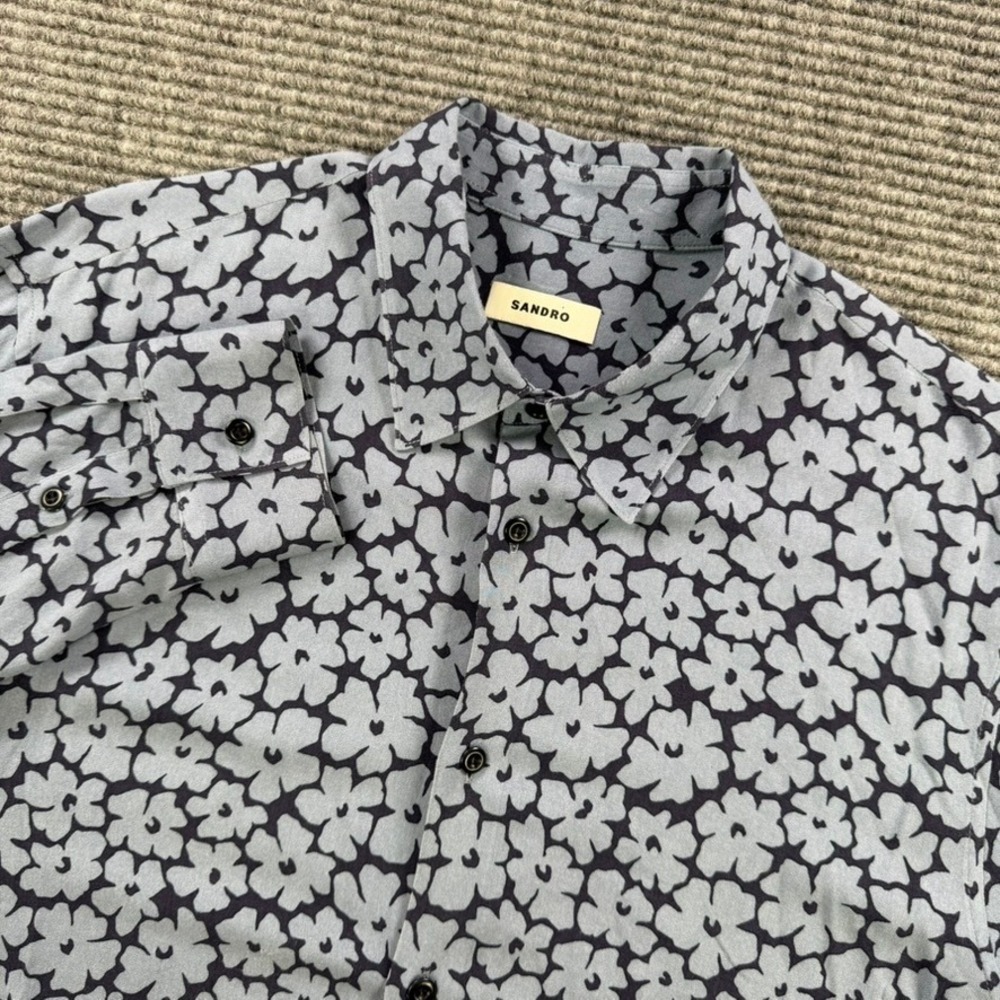 Sandro Paris Long Sleeve Button Down Shirt Mens Medium Viscose Blue Navy Floral